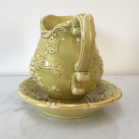 New VTG Mustard Yellow/Green Water Pitcher Bowl Cluster of Grapes Made in Japan - Picture 2 of 12